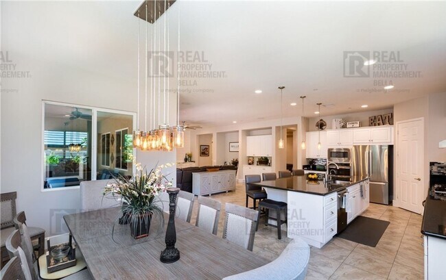 Building Photo - 32176 Golden Eye Dr