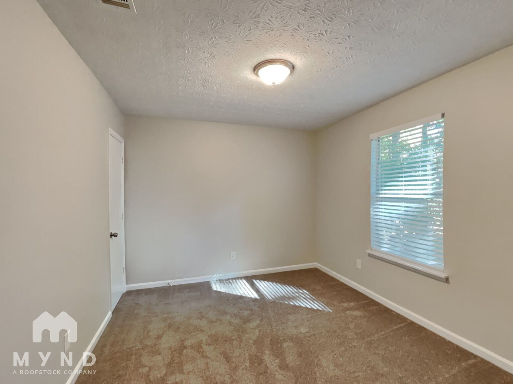 Building Photo - 255 Marcliff Ct