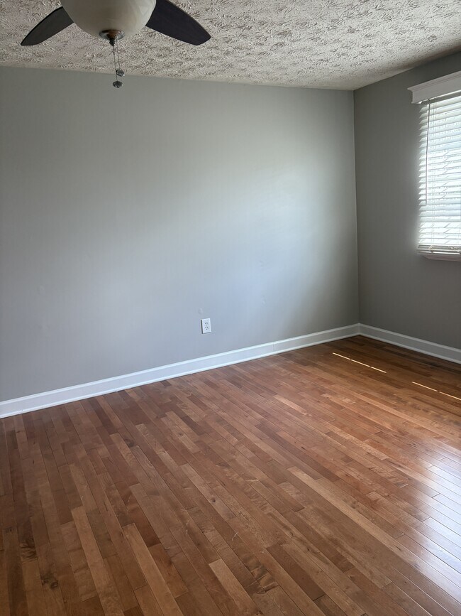 Building Photo - 412 Kojun Ct