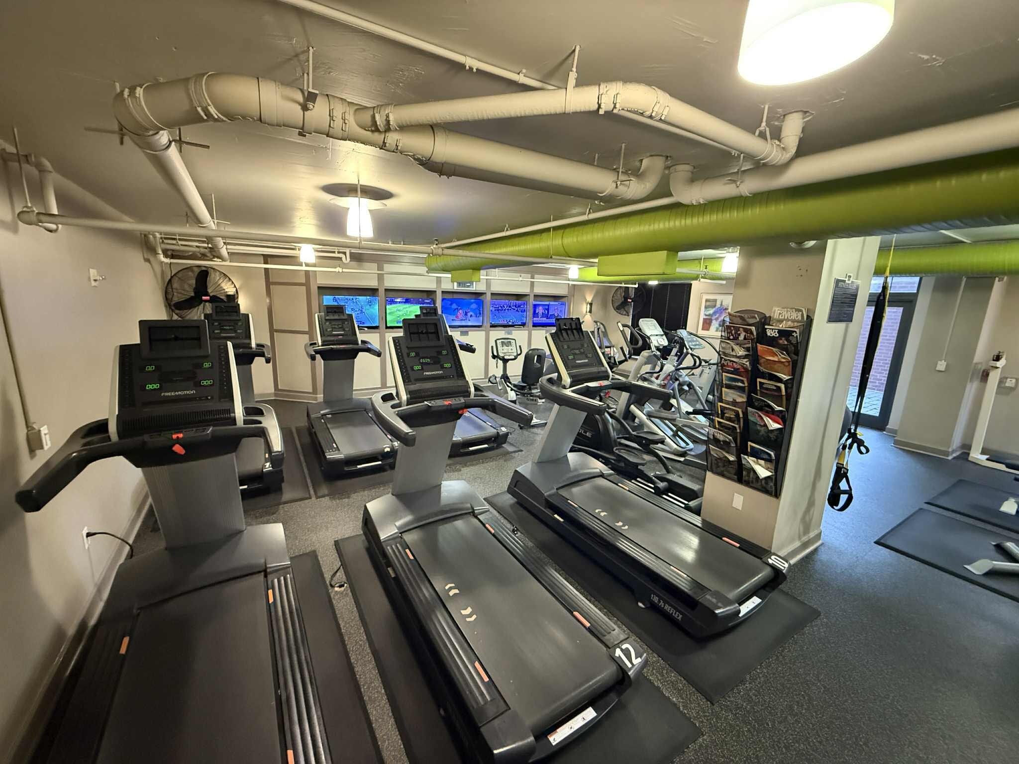 Building Photo - 1021 N Garfield St