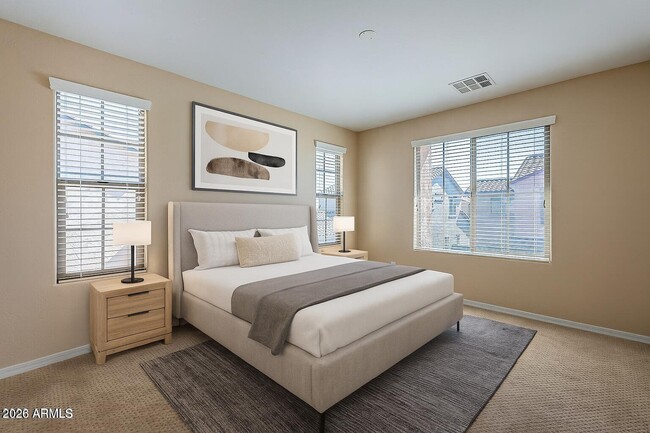 Building Photo - 3651 E Zachary Dr