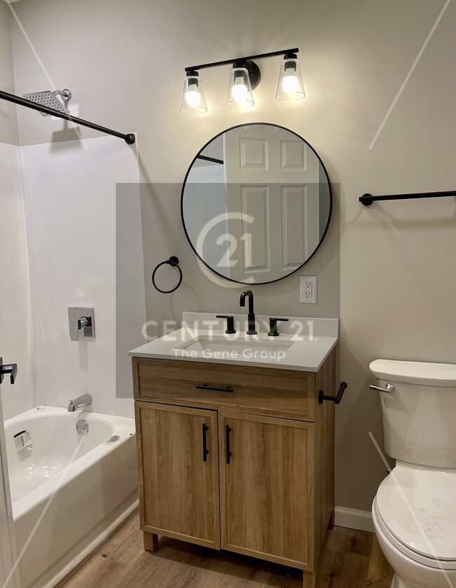 Building Photo - 319 Wyoming St