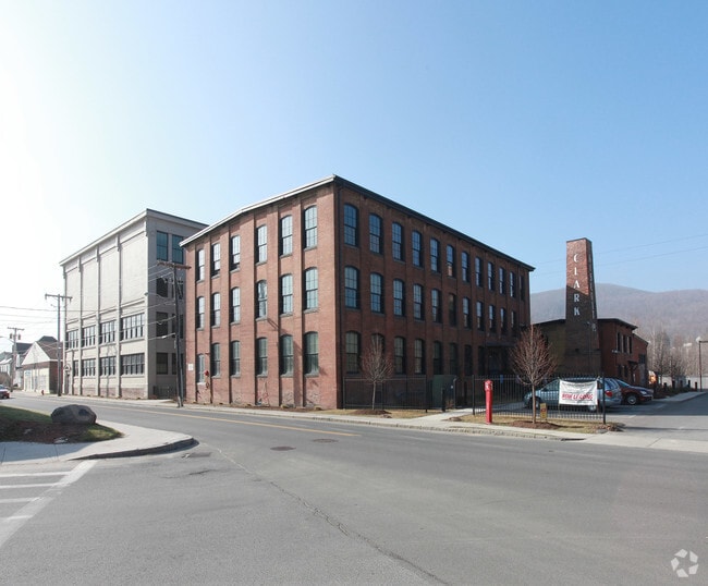 Primary Photo - Clark Biscuit Apartments
