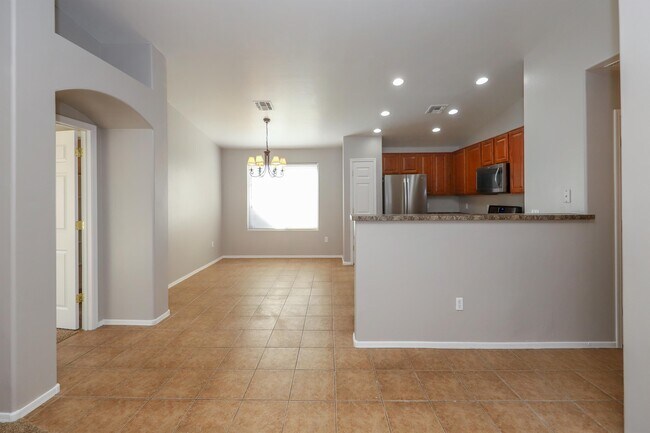 Building Photo - 8187 S Camino SERPE