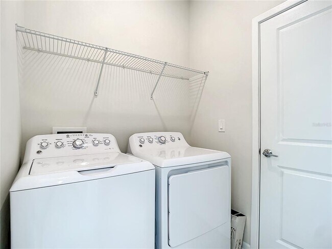 Building Photo - 1851 Dumbleton Pl