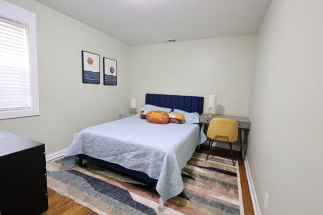 Building Photo - Move-in Ready Condo for Rent!