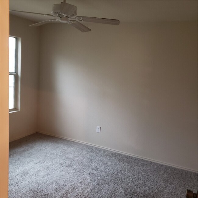 Building Photo - 7863 Maverick Trace Ln