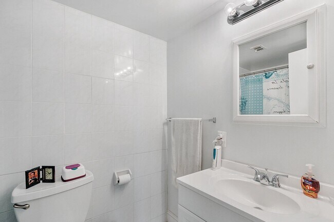 Building Photo - 3750 Bel Pre Rd