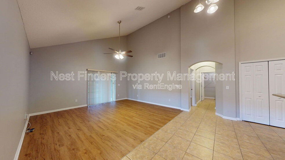 Building Photo - 105 N Aberdeenshire Dr