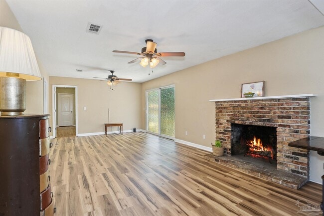 Building Photo - 6222 Maybelle Dr