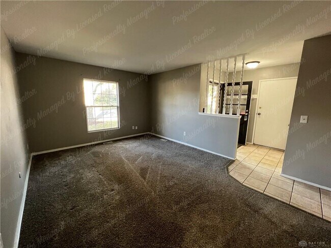 Building Photo - 170 Pinecone Ln