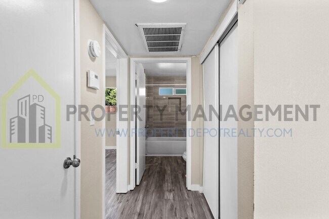 Building Photo - 73rd Street