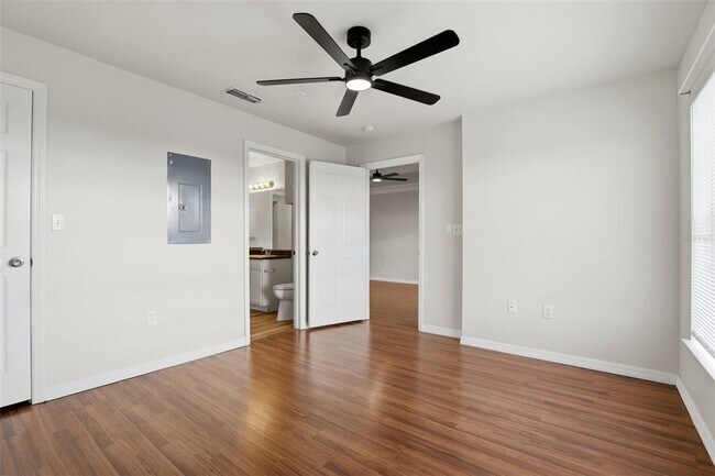 Building Photo - 5526 Pga Blvd