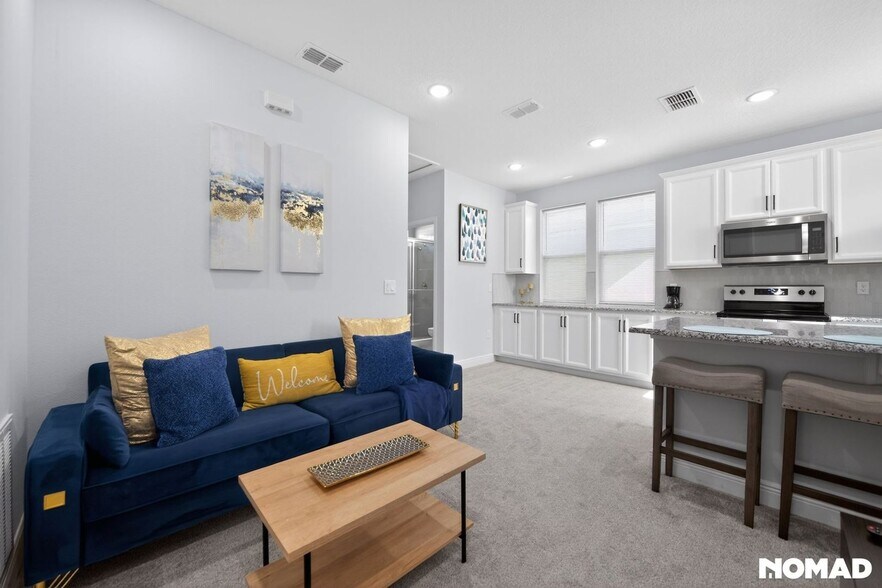 Building Photo - 10322 Marconi Ave