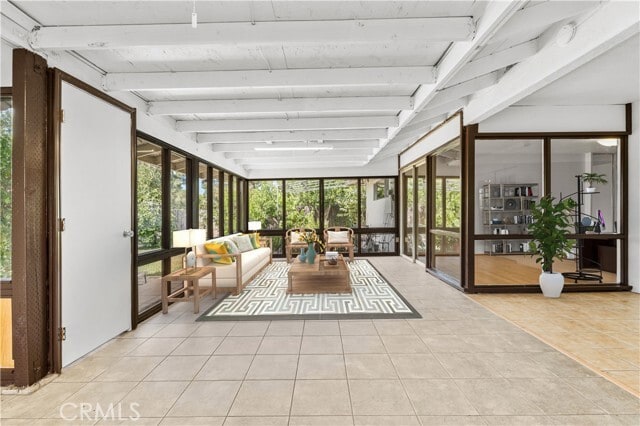 Building Photo - 702 Scripps Dr