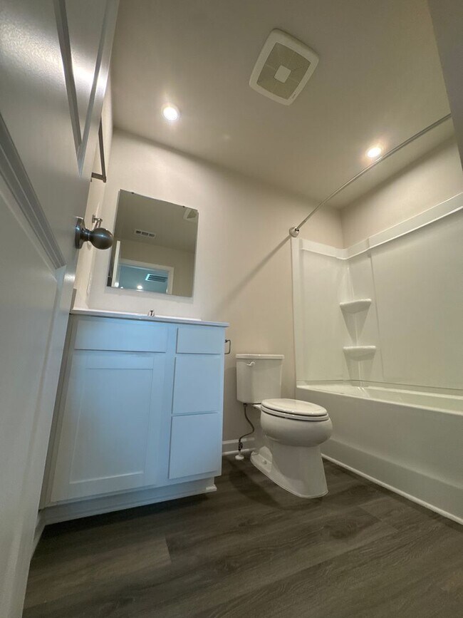 Building Photo - 3009 Sapgate Ln