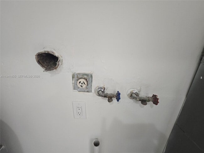 Building Photo - 14827 SW 80th St