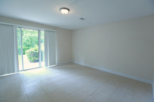 Building Photo - 4442 Rock Creek Cir