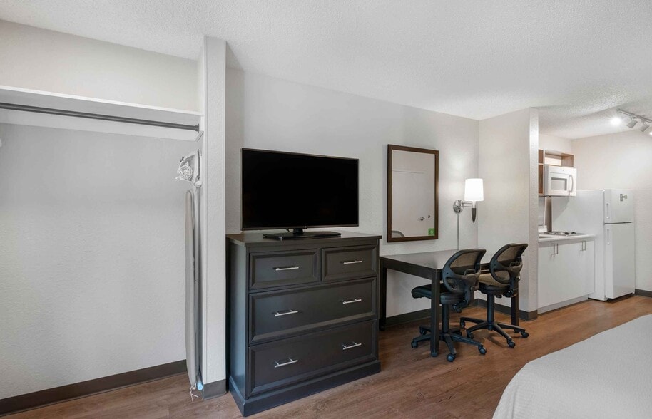 Building Photo - Furnished Studio-Miami - Brickell - Port of Miami