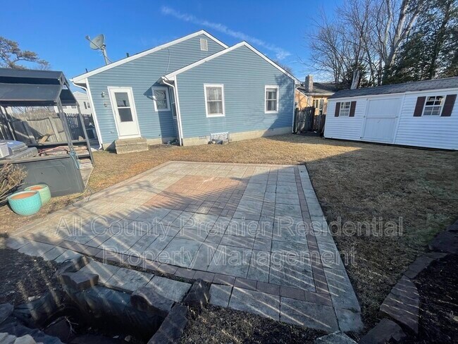 Building Photo - 3138 Powhatan Ave