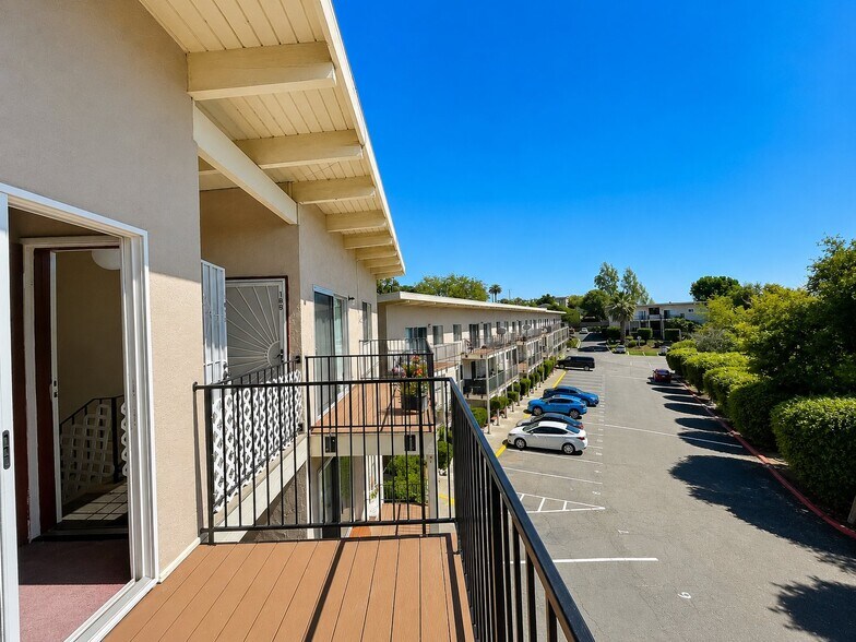 Building Photo - 149 Hilborn St
