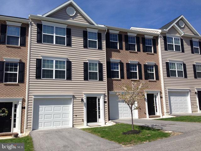 Building Photo - 40 Mustang Dr