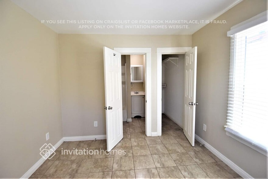 Building Photo - 152 E 70th St