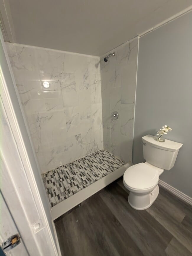 Building Photo - 1302 Ariana Woods Cir