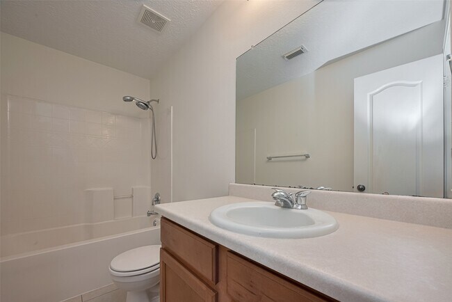 Building Photo - 31214 Windcrest Park Ln