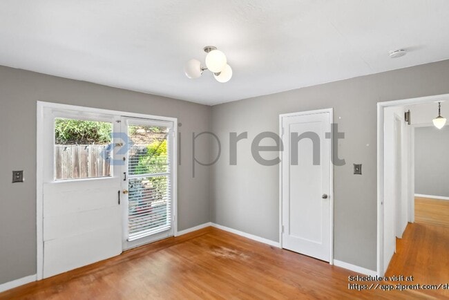 Building Photo - 16070 Selborne Dr