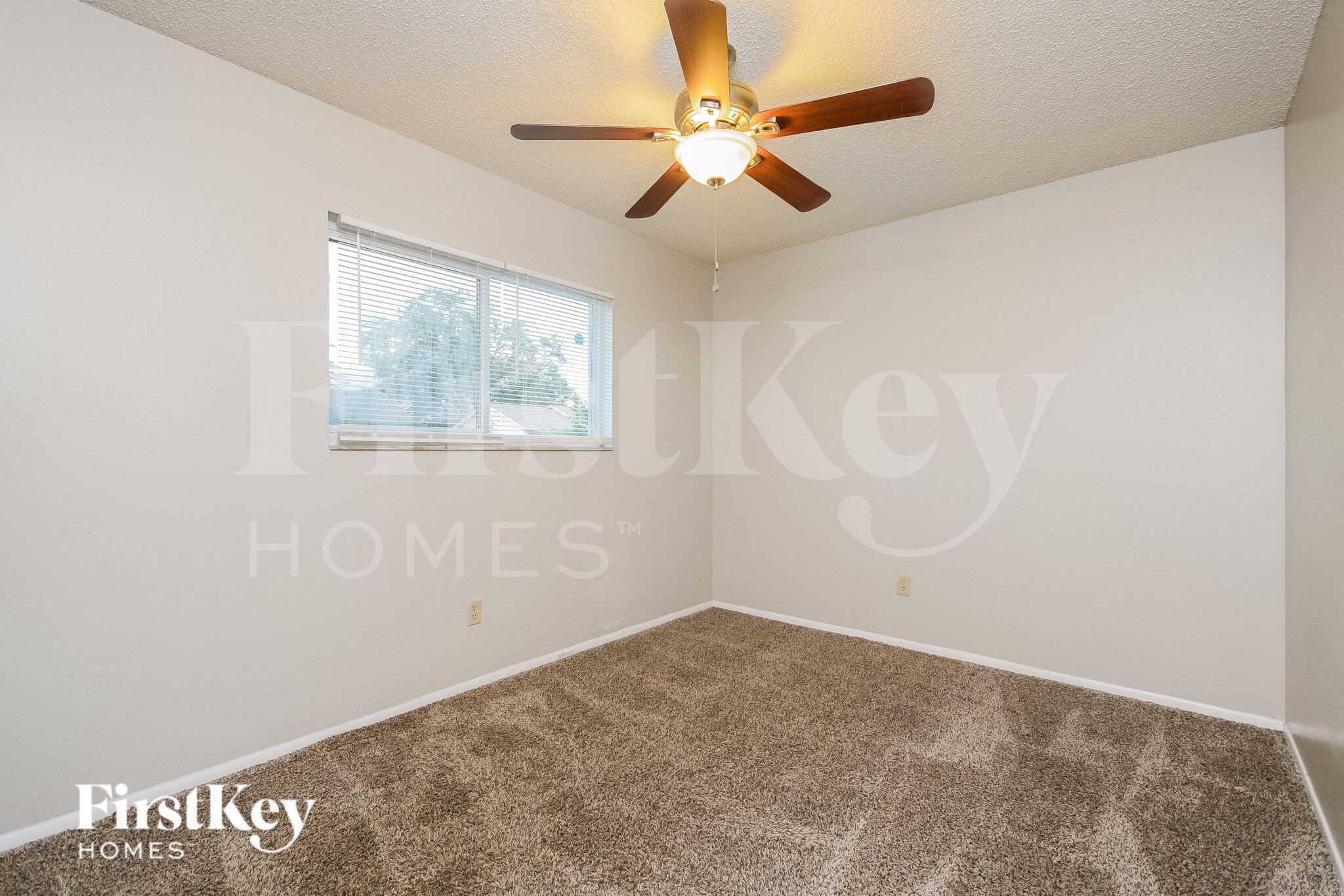 Building Photo - 142 Cranfield Ct