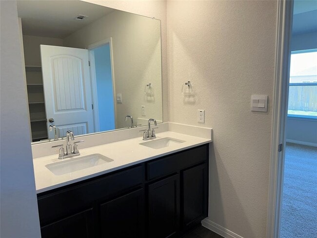 Building Photo - 13713 Howser Trce