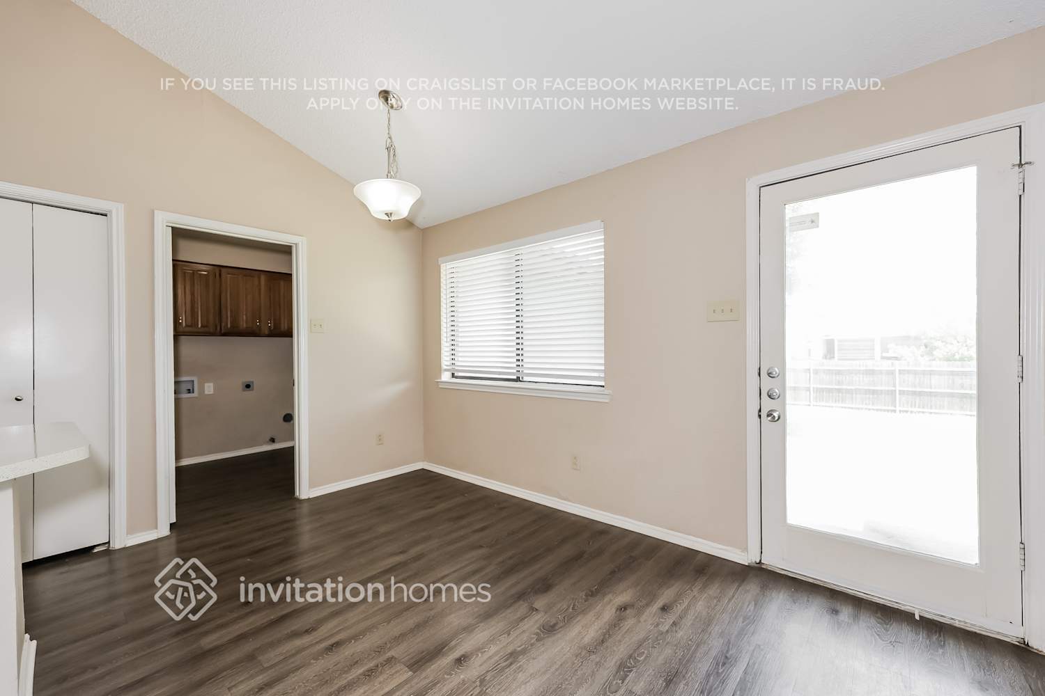 Building Photo - 1741 Canterbury Ln