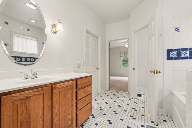 Building Photo - Ultimate Aviation Estate: Luxury 1-Level Living on 5+ Acres Near Downtown Fredericksburg