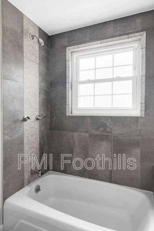 Building Photo - 6982 Estes Dr
