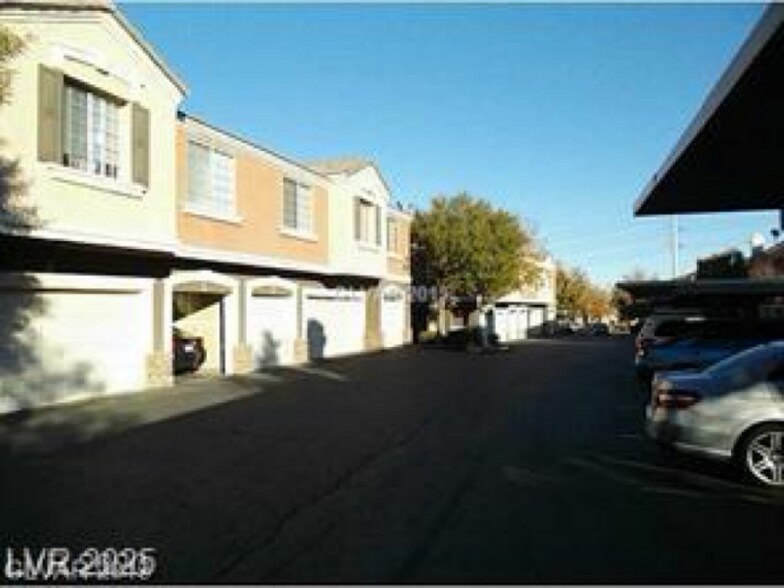 Primary Photo - 7709 Himalayas Ave