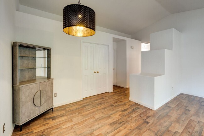 Building Photo - 6115 Brahms Ct