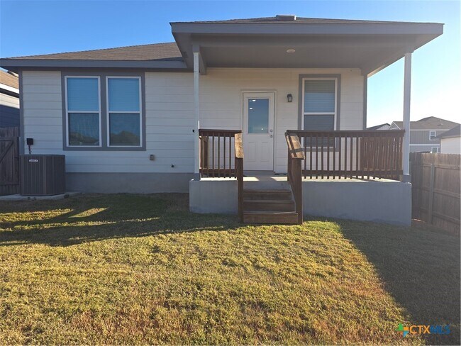 Building Photo - 874 Crested Iris