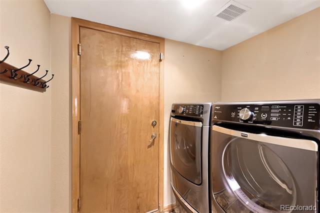Building Photo - 1117 Ridgeview Cir