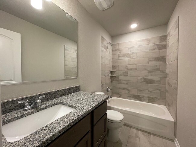 Building Photo - 7519 Broadmoor Cv