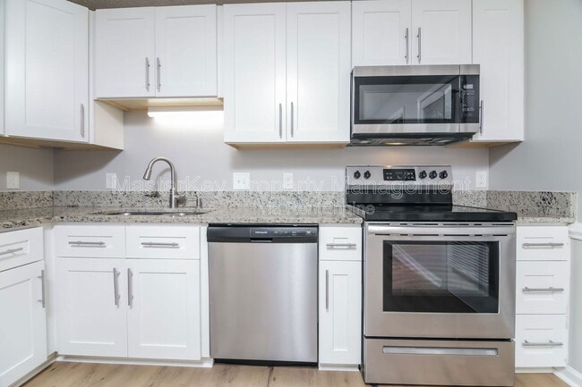 Building Photo - 1021 Amber Acres Ln