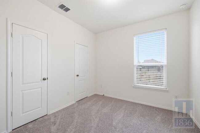 Building Photo - 7812 Song Sparrow Dr.