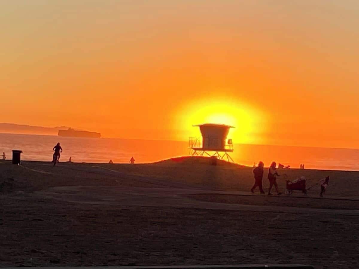 Building Photo - 604 17th St