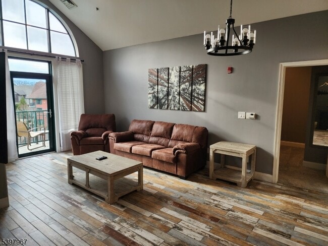 Building Photo - 200 NJ-94