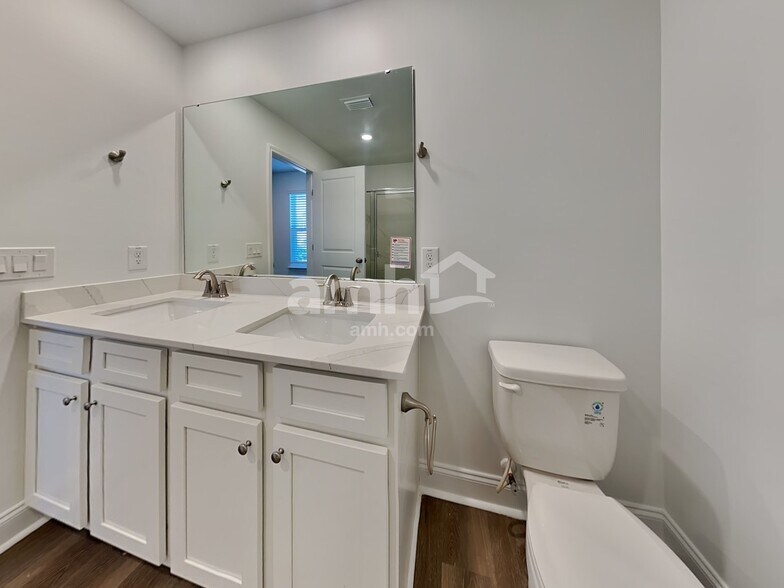 Building Photo - 318 Calla Lily Ct