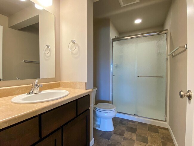 Building Photo - 9626 Sweet Autumn Dr