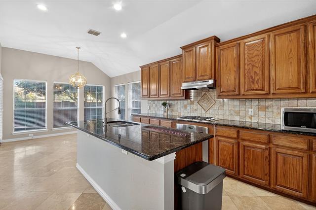 Building Photo - 1604 Wagon Wheel Dr