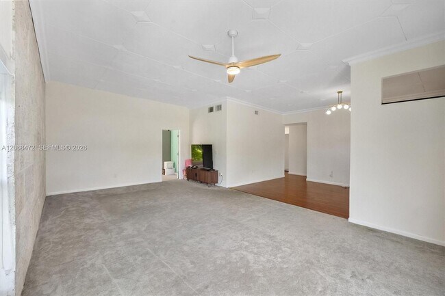 Building Photo - 9400 E Bay Harbor Dr