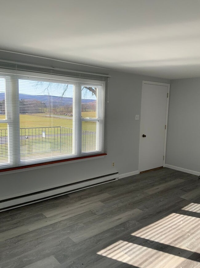 Building Photo - CONTRACT PENDING!! Upgraded in 2023 and mo...
