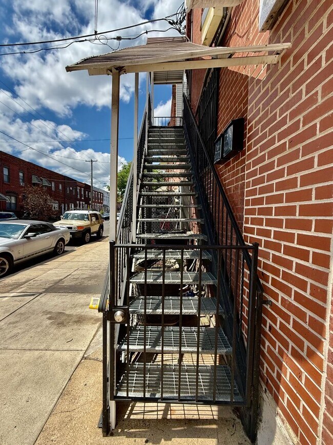 Building Photo - 2240 S 11th St